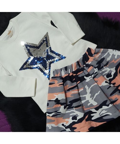 Set 2 piese " Army star", bluza alba maneca lunga, fusta model camuflaj